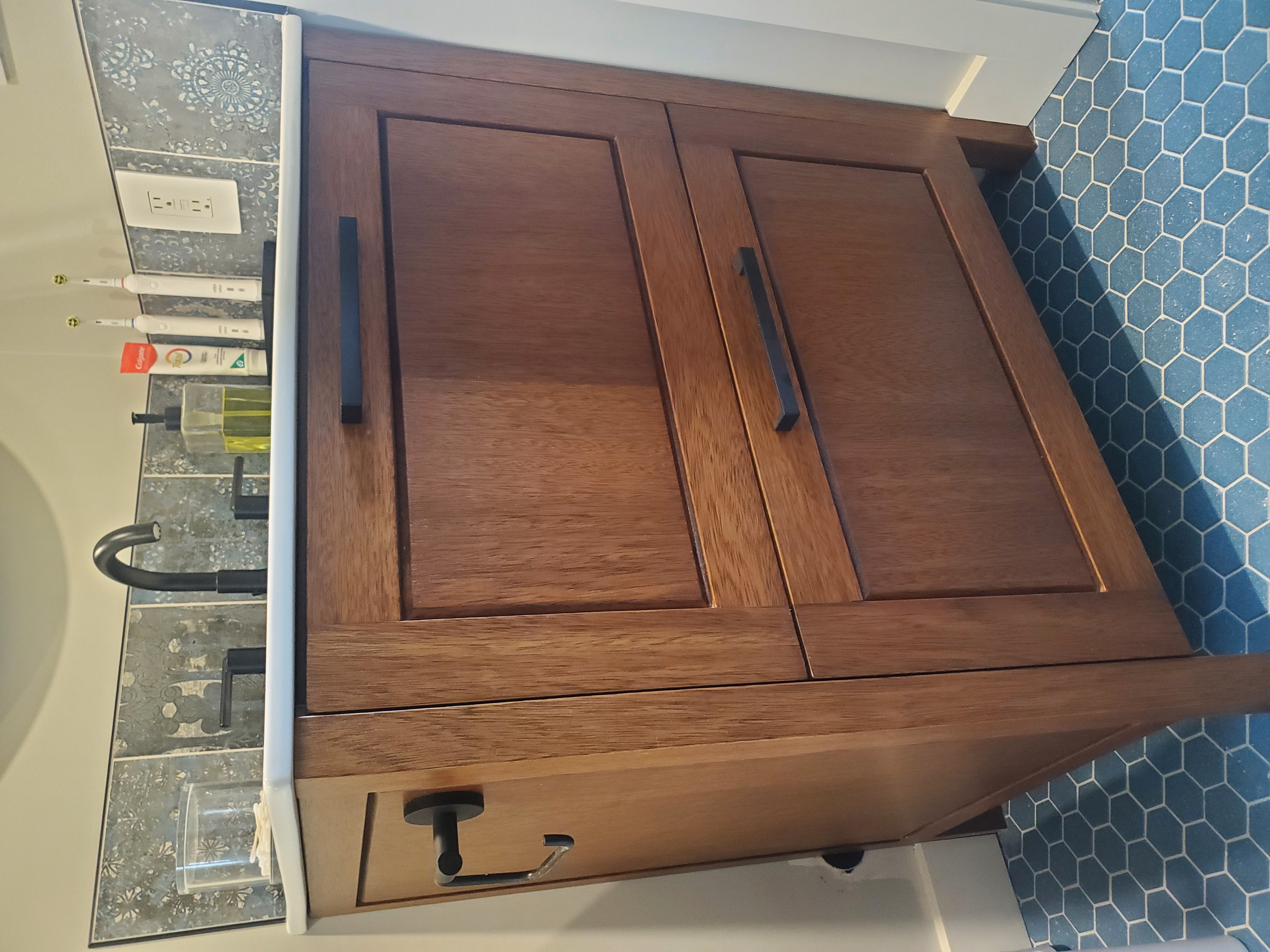 Iroko Vanity